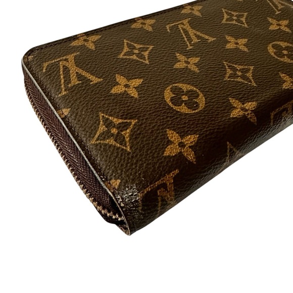 Louis Vuitton Monogram Leather Long Zippy Wallet - Picture 14 of 15